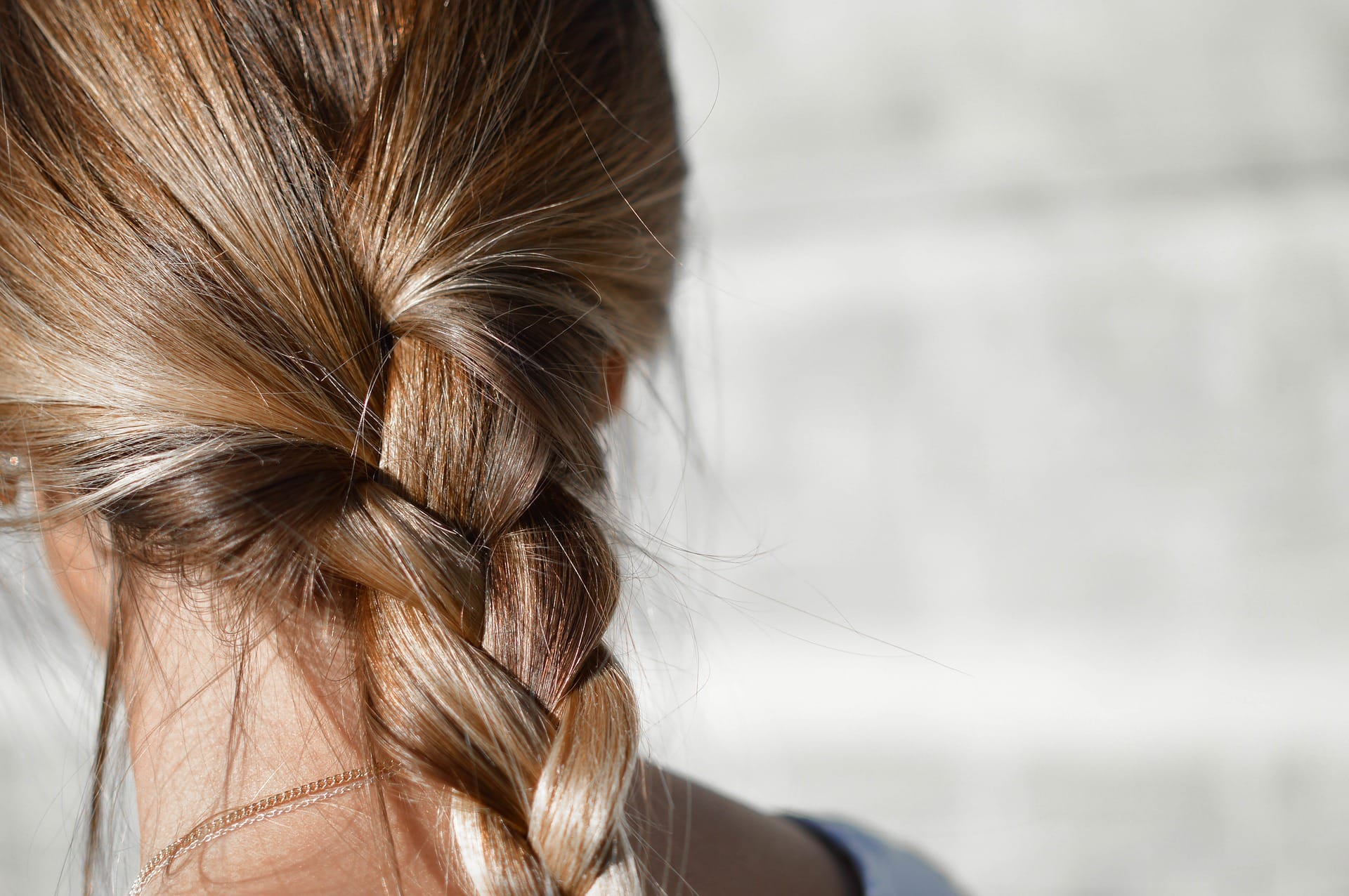 Glaenzendes Haar DANK Mollis-Mousse