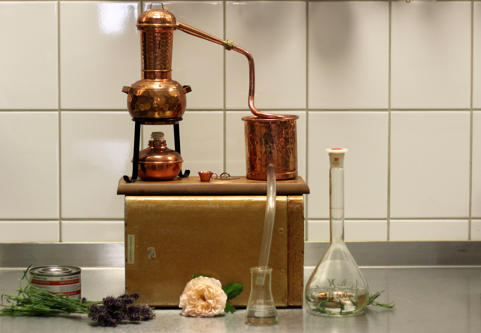 Destillation-Pflanzenwasser