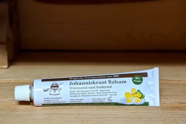 Johanniskraut Balsam in der Tube