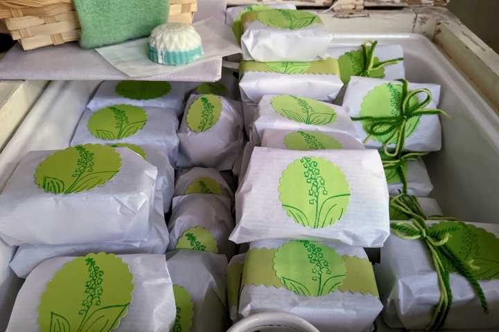 Maiglöckchenseife eingepackt 