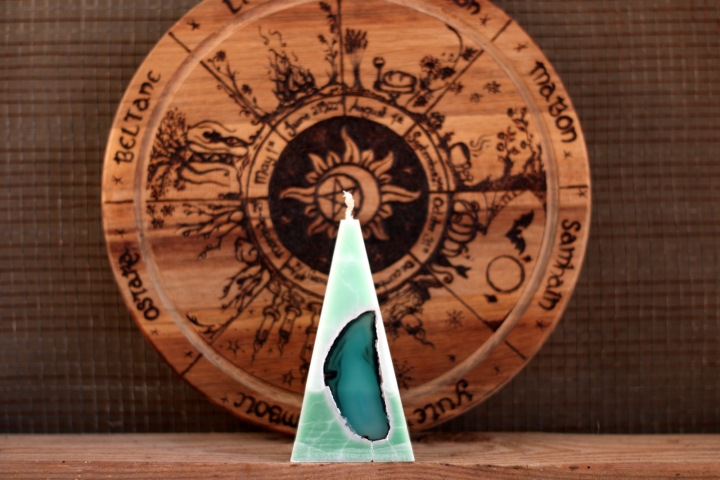 grüne Pyramidenkerze