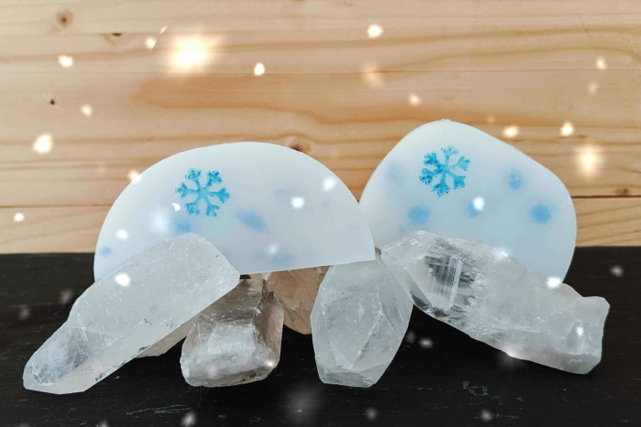 Väterchen Frost Seife auf Kristallen